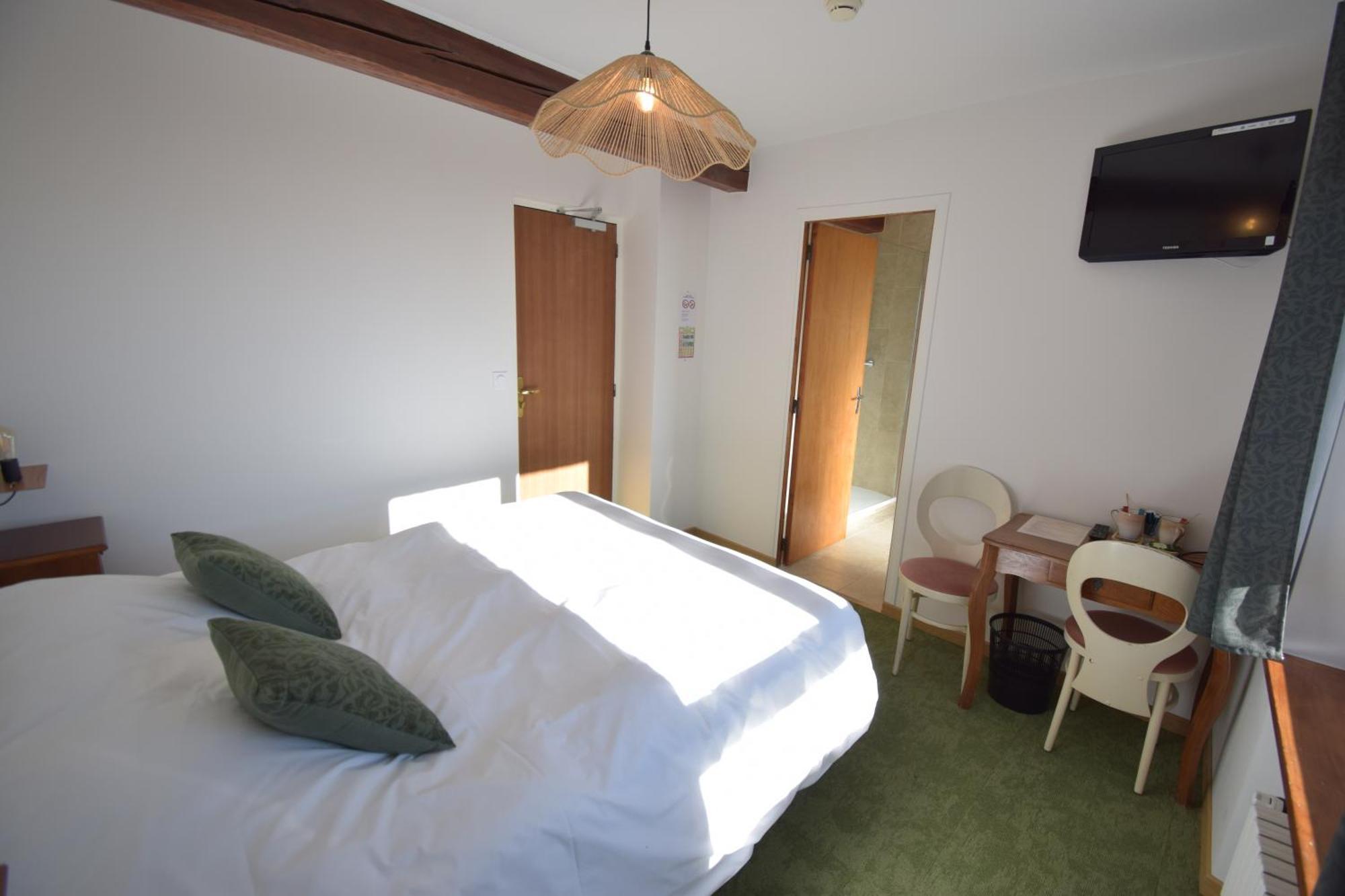 Hotel Les Chenets Saint-Julien-en-Champsaur ภายนอก รูปภาพ