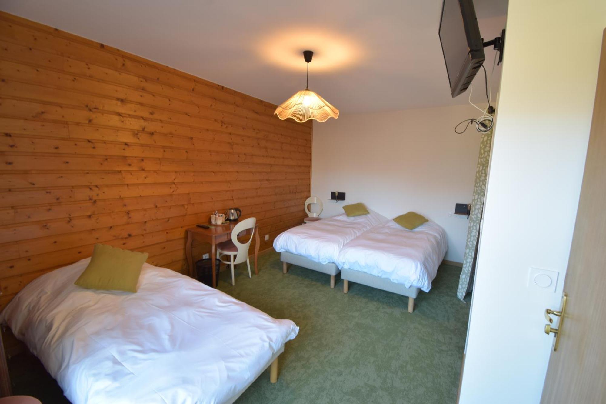 Hotel Les Chenets Saint-Julien-en-Champsaur ภายนอก รูปภาพ