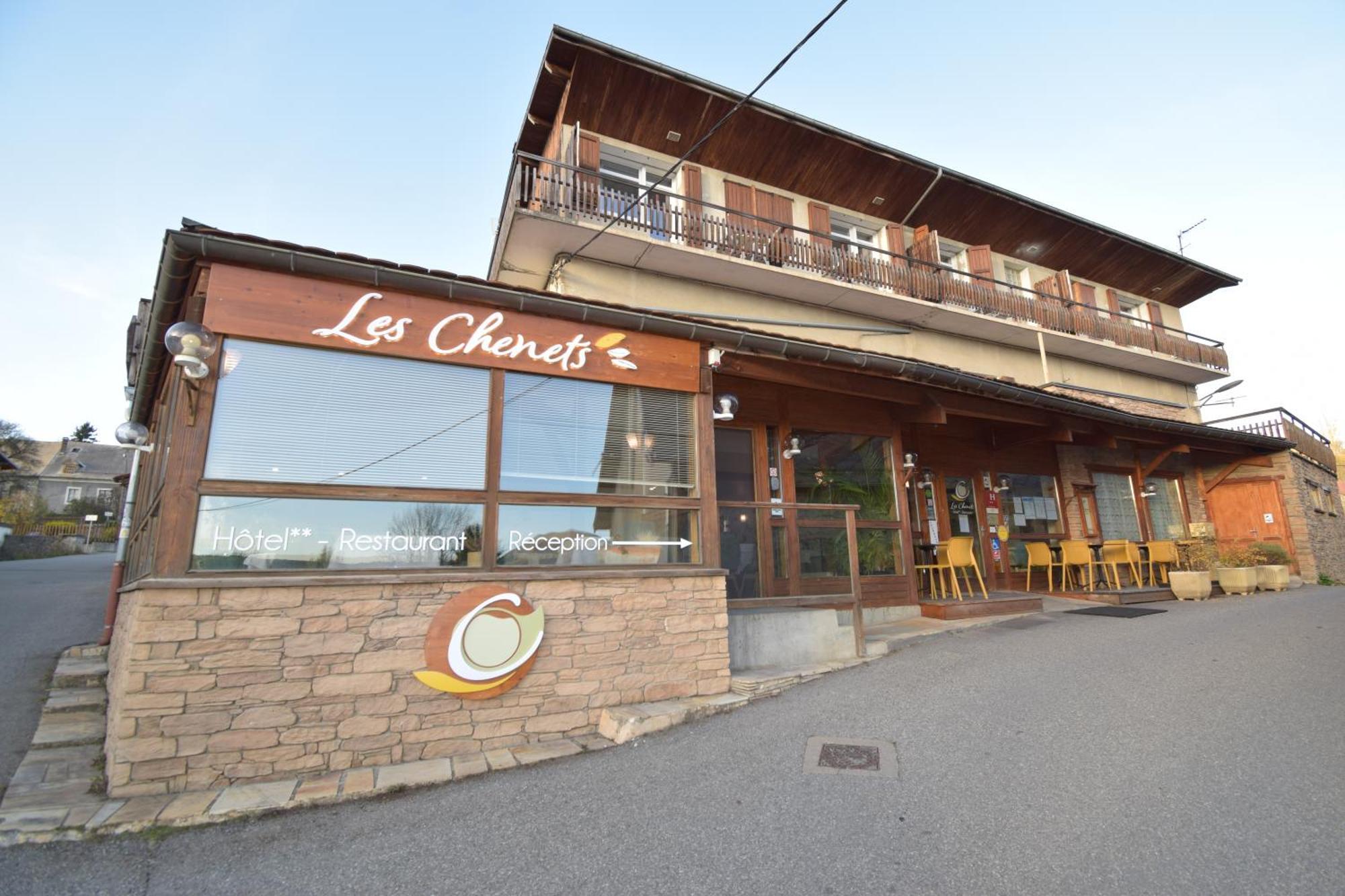 Hotel Les Chenets Saint-Julien-en-Champsaur ภายนอก รูปภาพ