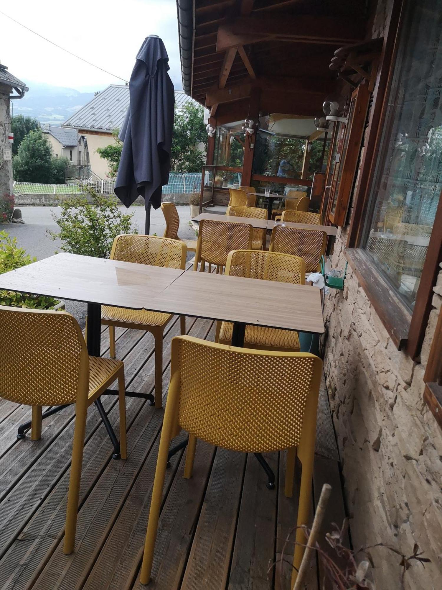 Hotel Les Chenets Saint-Julien-en-Champsaur ภายนอก รูปภาพ